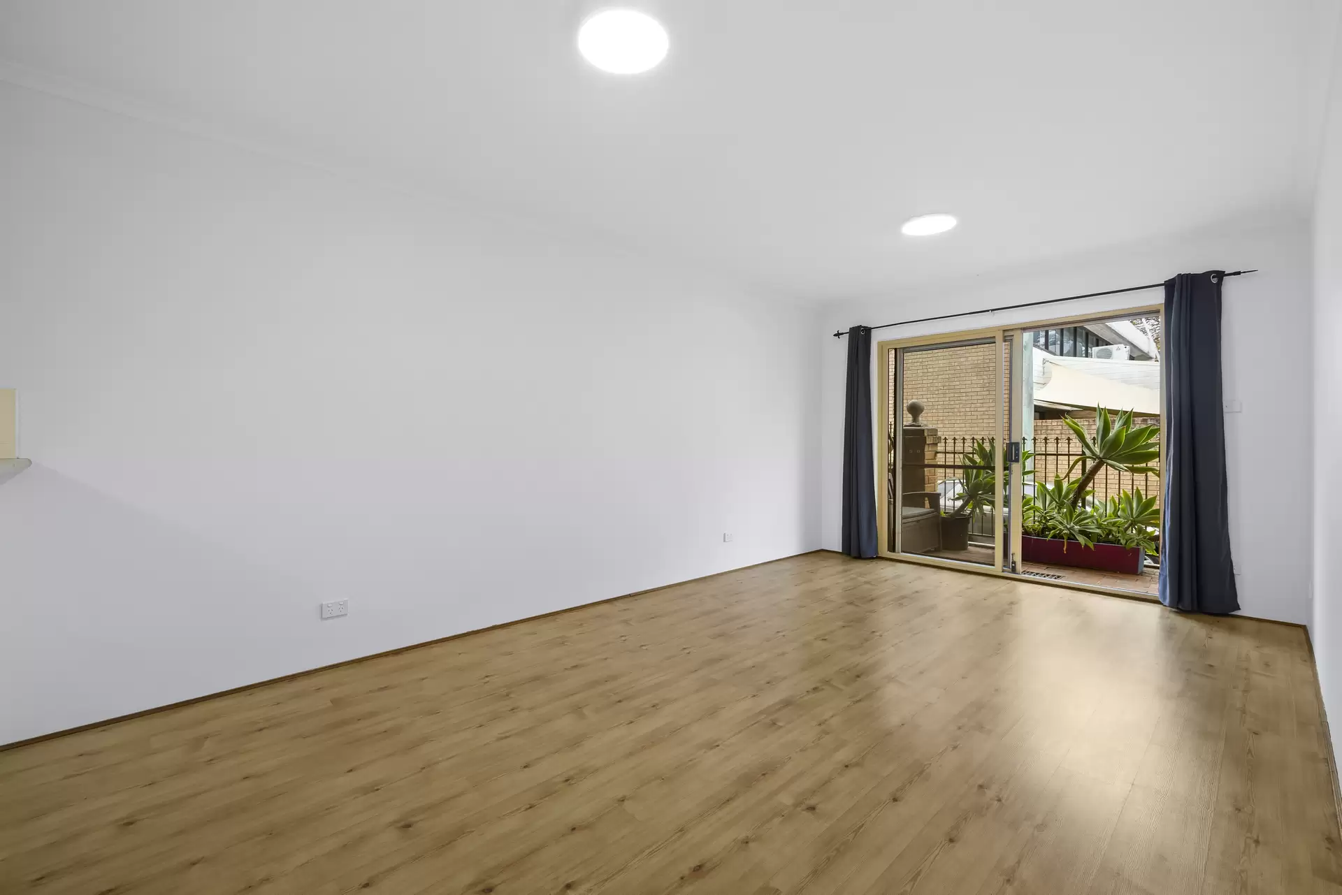 84/219-227 Chalmers Street, Redfern Leased by The Gallery Real Estate - image 1