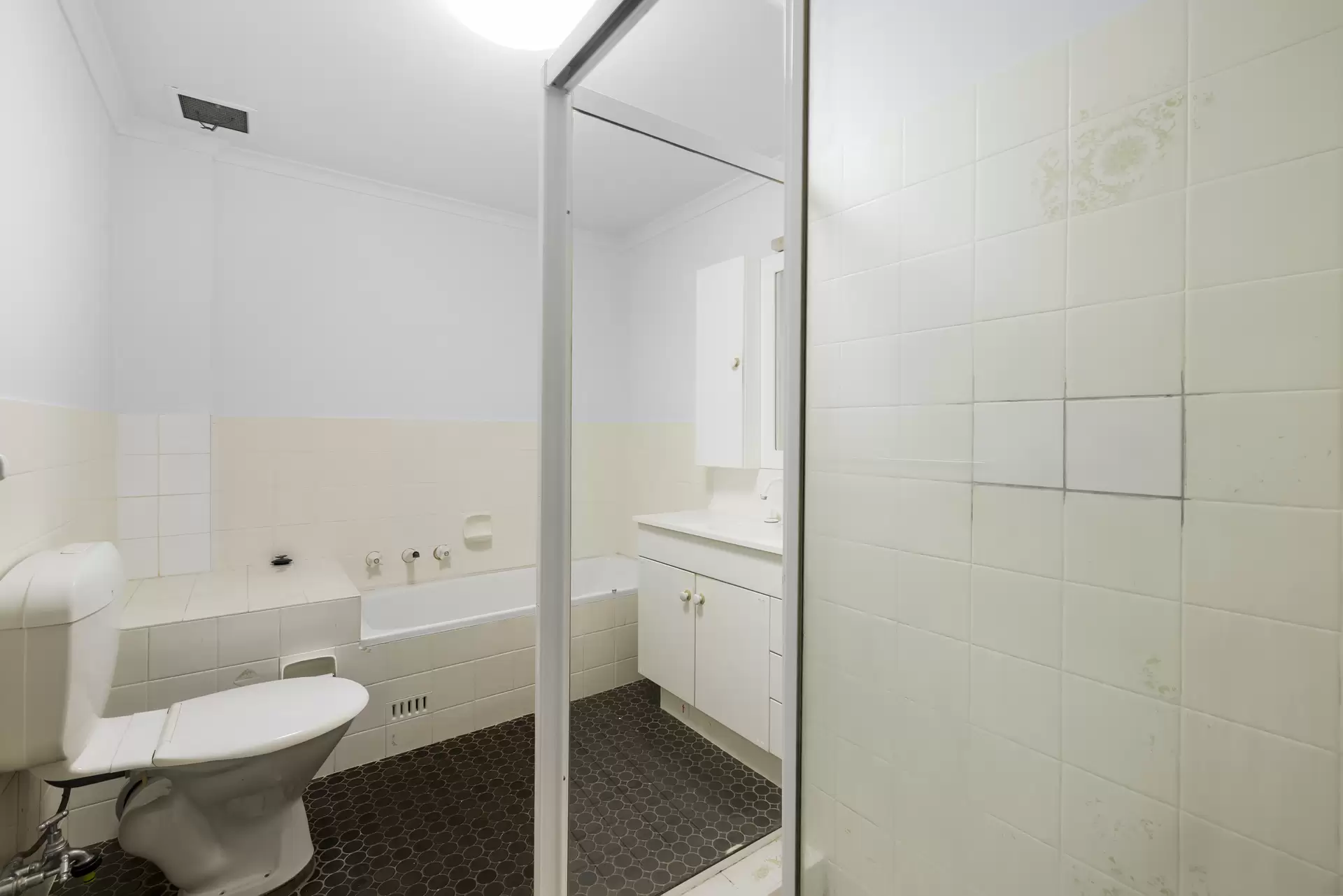 18/6-10 Lamont St, Wollstonecraft Leased by The Gallery Real Estate - image 1