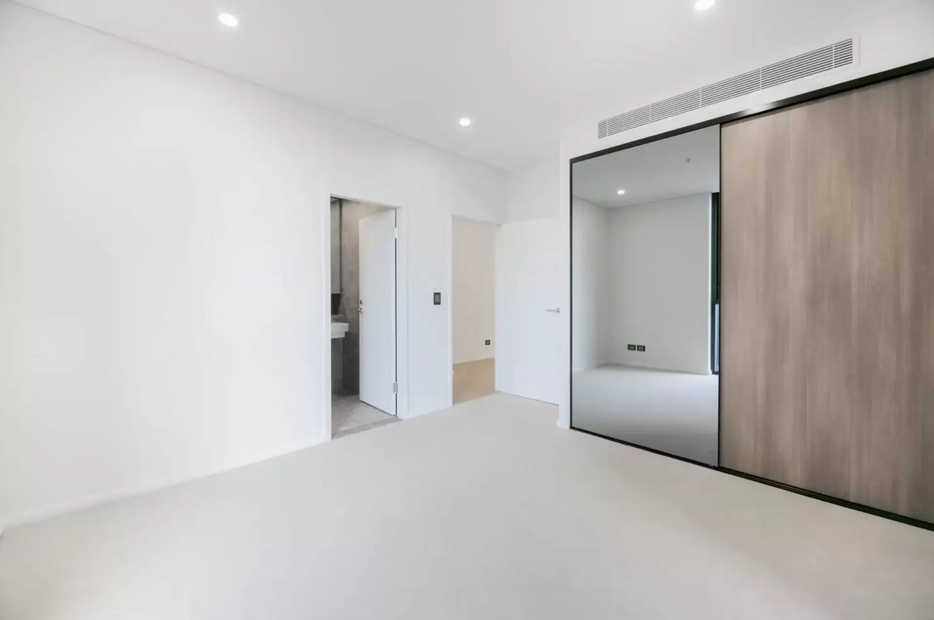 B234/20 George Julius Ave, Zetland Leased by The Gallery Real Estate - image 1