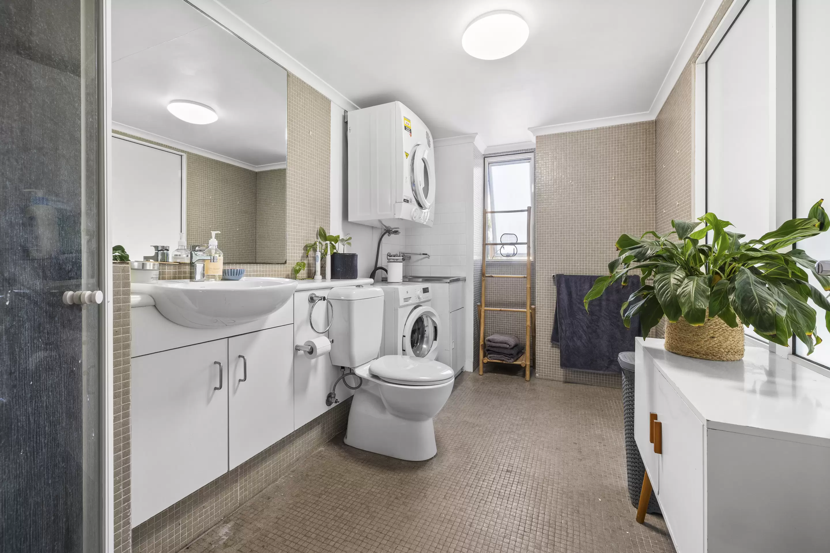 R407/780 Bourke Street, Redfern Leased by The Gallery Real Estate - image 7