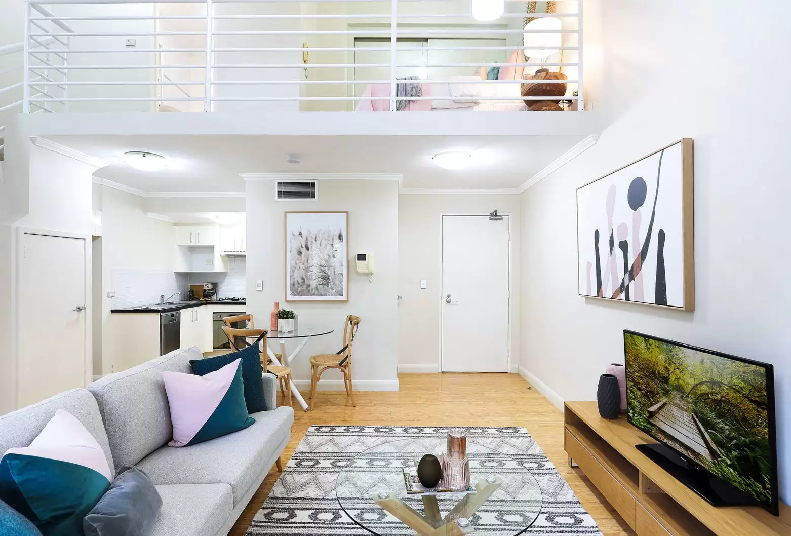 30/10 Webb Street, Croydon Leased by The Gallery Real Estate - image 2
