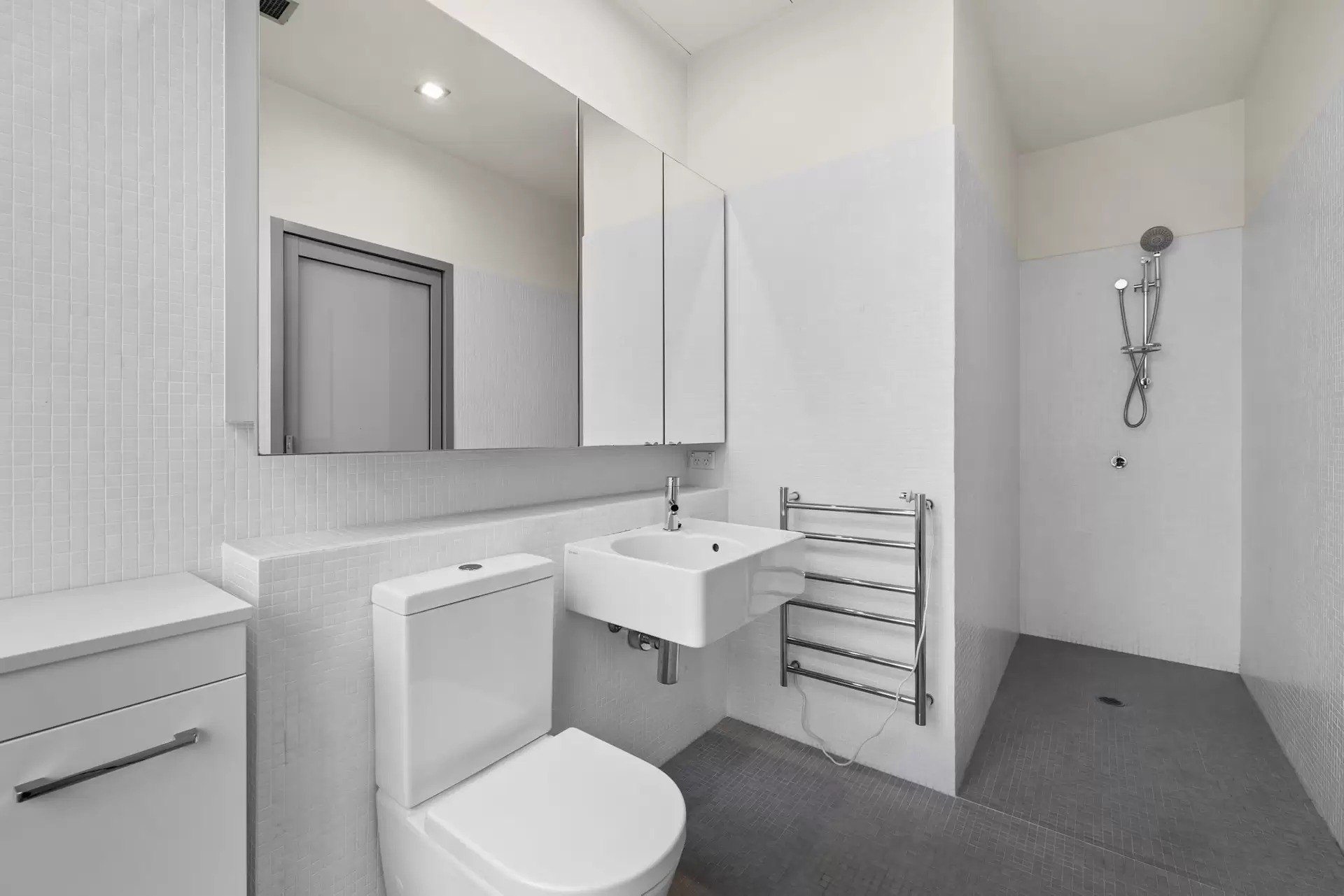 210/380 Harris St, Pyrmont Leased by The Gallery Real Estate - image 1