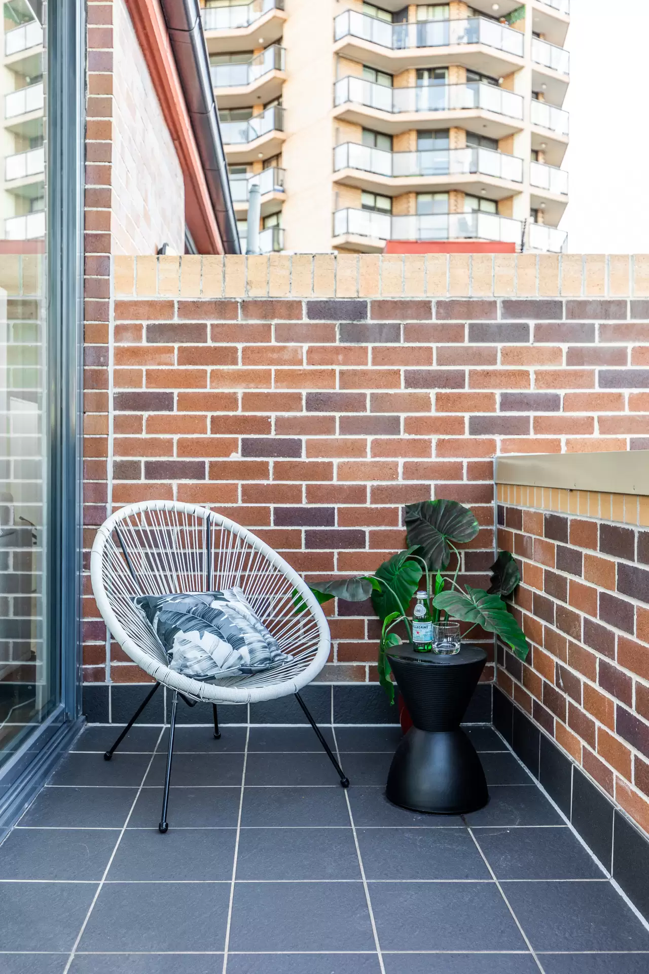19/107 Oxford St, Darlinghurst Leased by The Gallery Real Estate - image 1