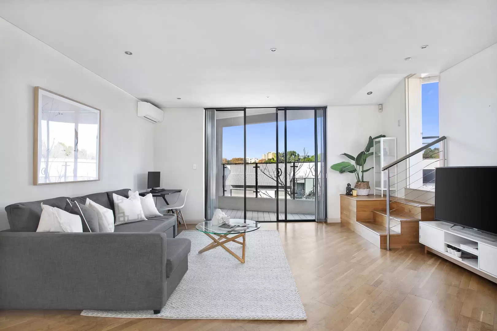 11/1-7 Macaulay Rd, Stanmore Leased by The Gallery Real Estate - image 1