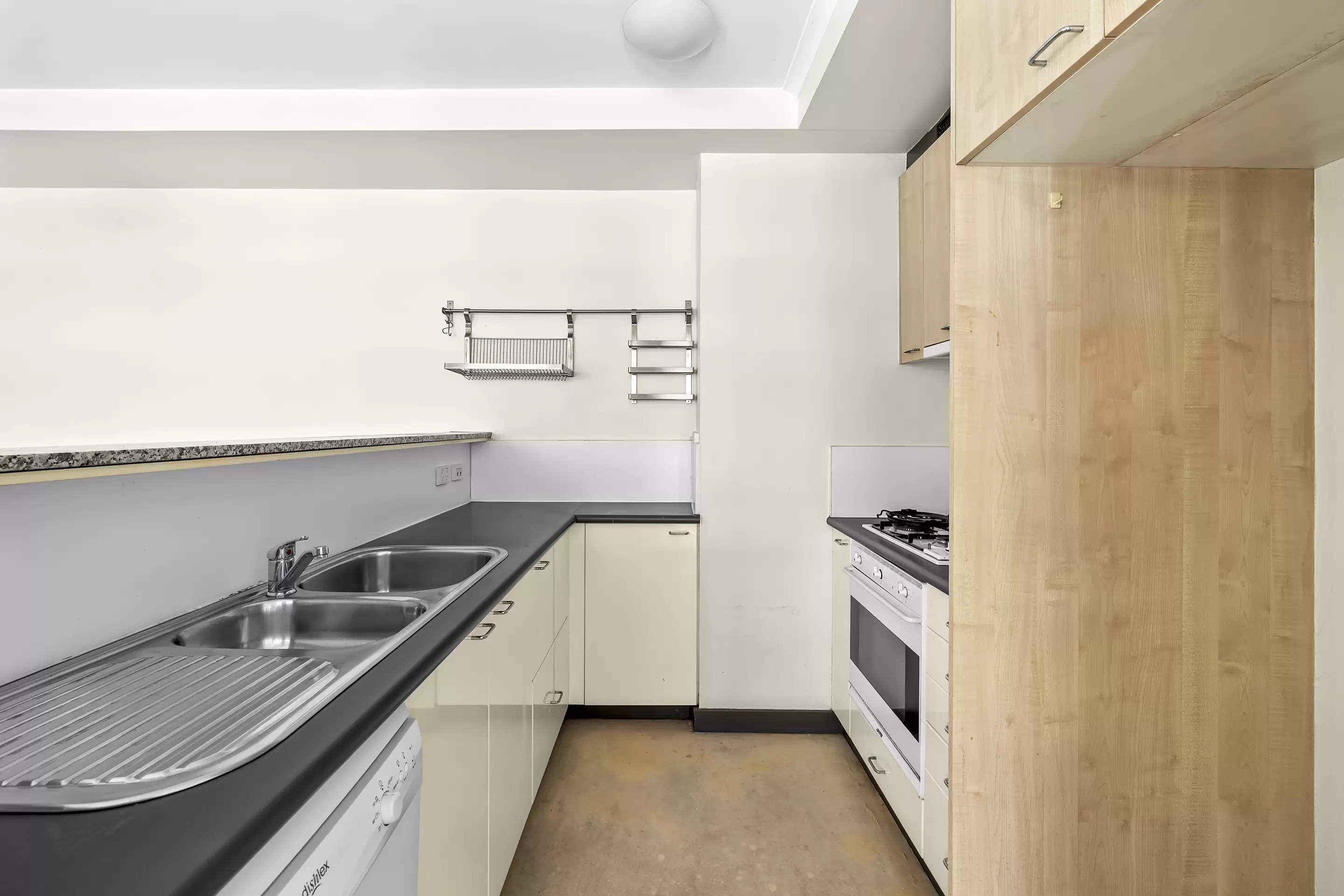P01/780 Bourke Street, Redfern Leased by The Gallery Real Estate - image 4