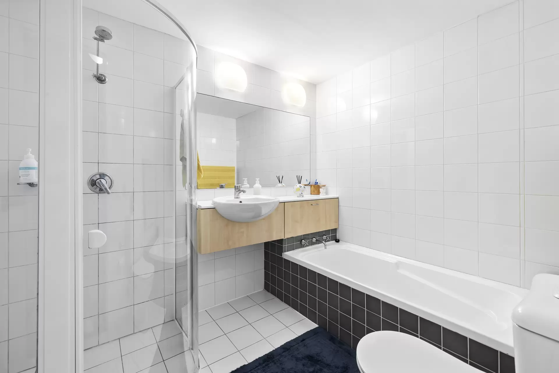 617D/780 Bourke Street, Redfern Leased by The Gallery Real Estate - image 1