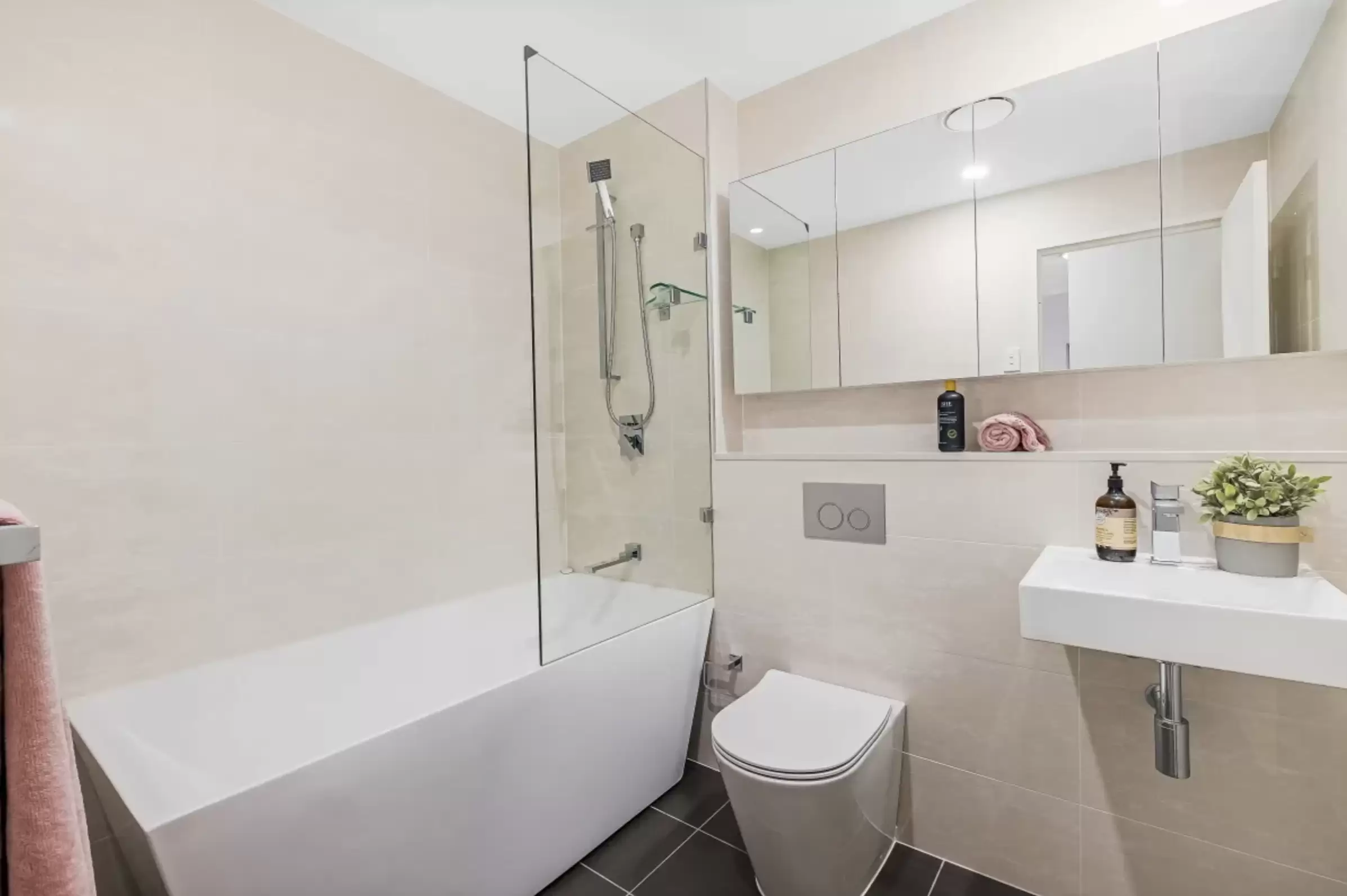 802/4-8 Smallwood Avenue, Homebush Leased by The Gallery Real Estate - image 8