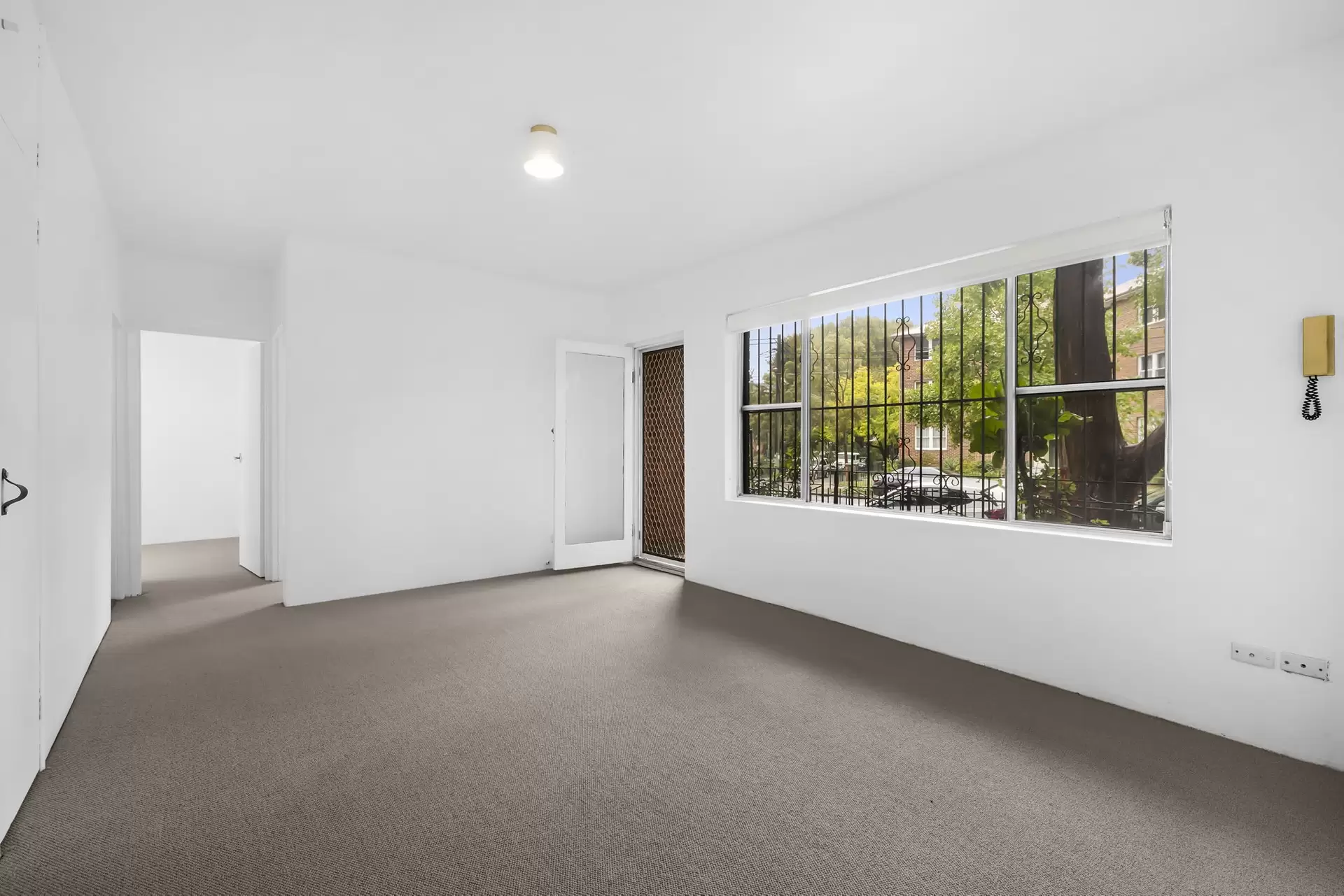 2/16 Cooper Street, Redfern Leased by The Gallery Real Estate - image 1