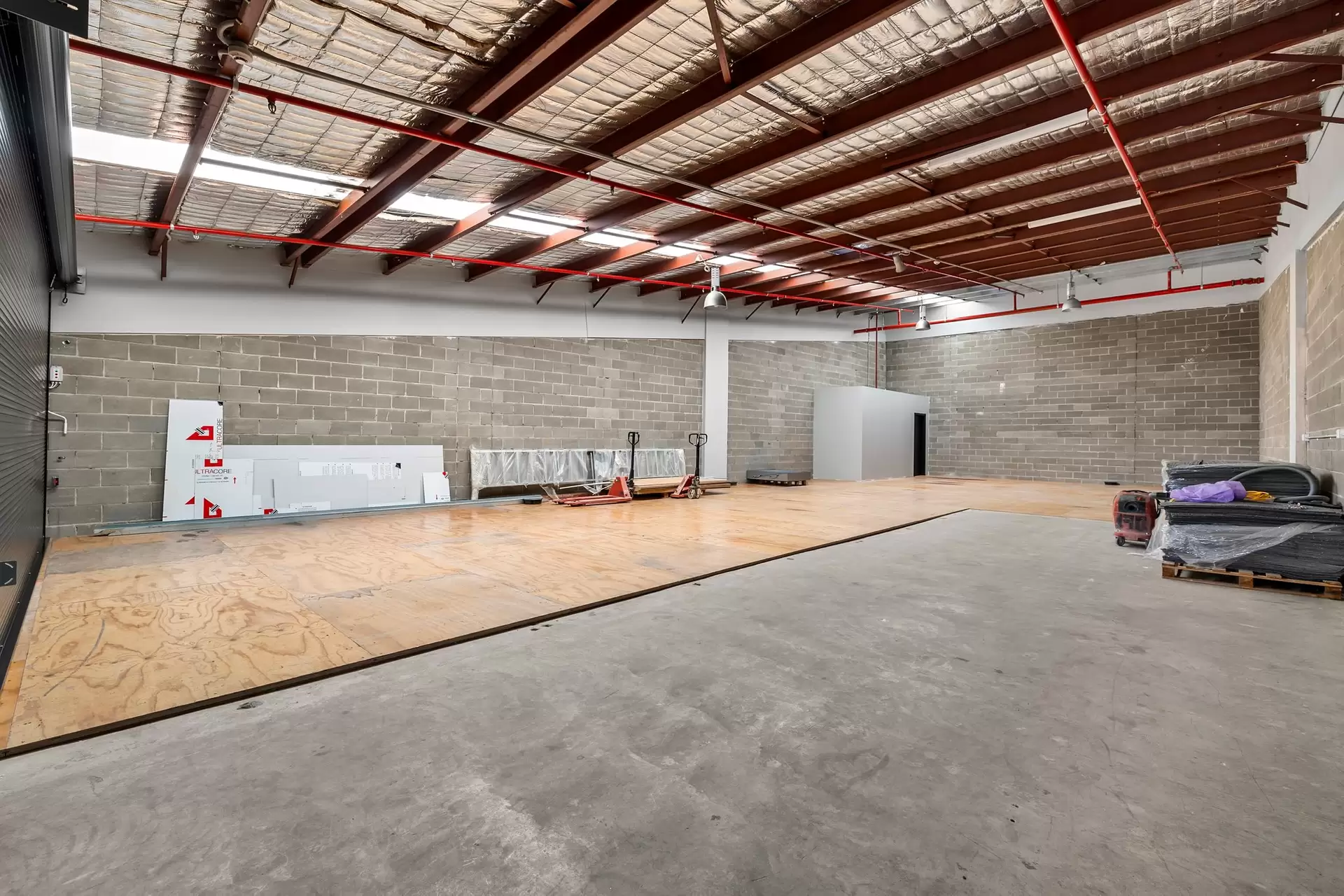 18/30-32 Beaconsfield St, Alexandria Leased by The Gallery Real Estate - image 1