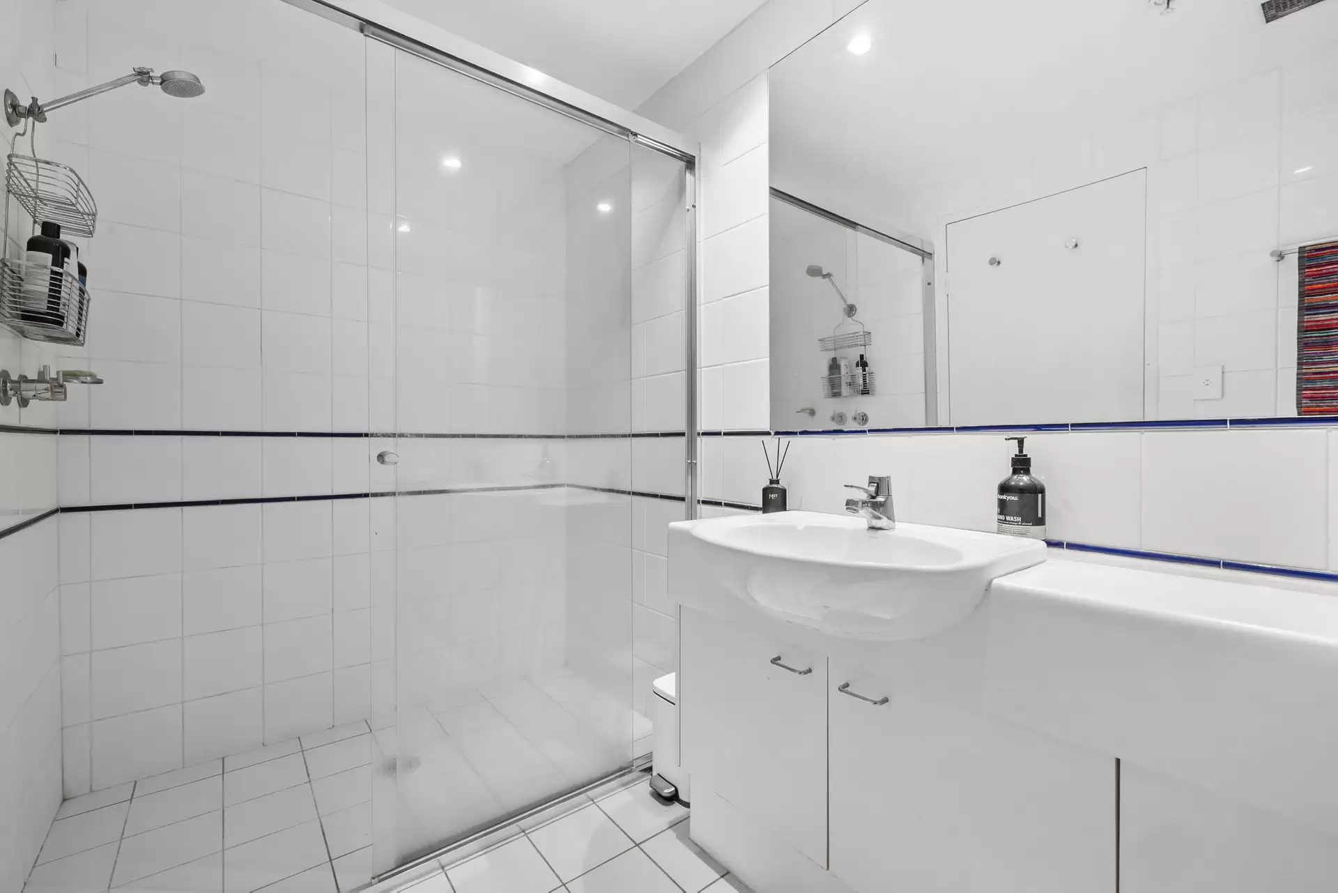Grosvenor Building/780 Bourke Street, Redfern Leased by The Gallery Real Estate - image 1