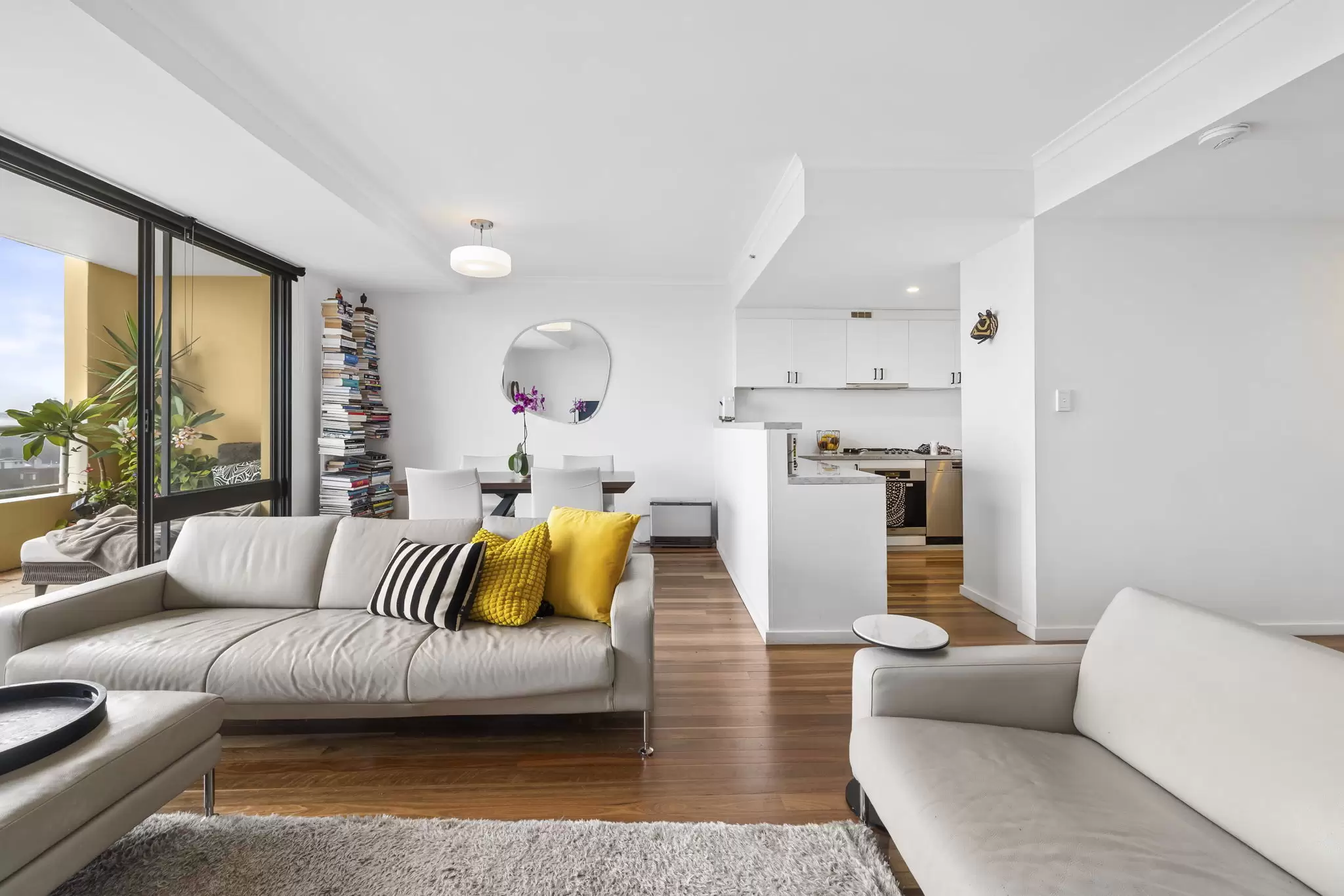 Grosvenor Building/780 Bourke Street, Redfern Leased by The Gallery Real Estate - image 2