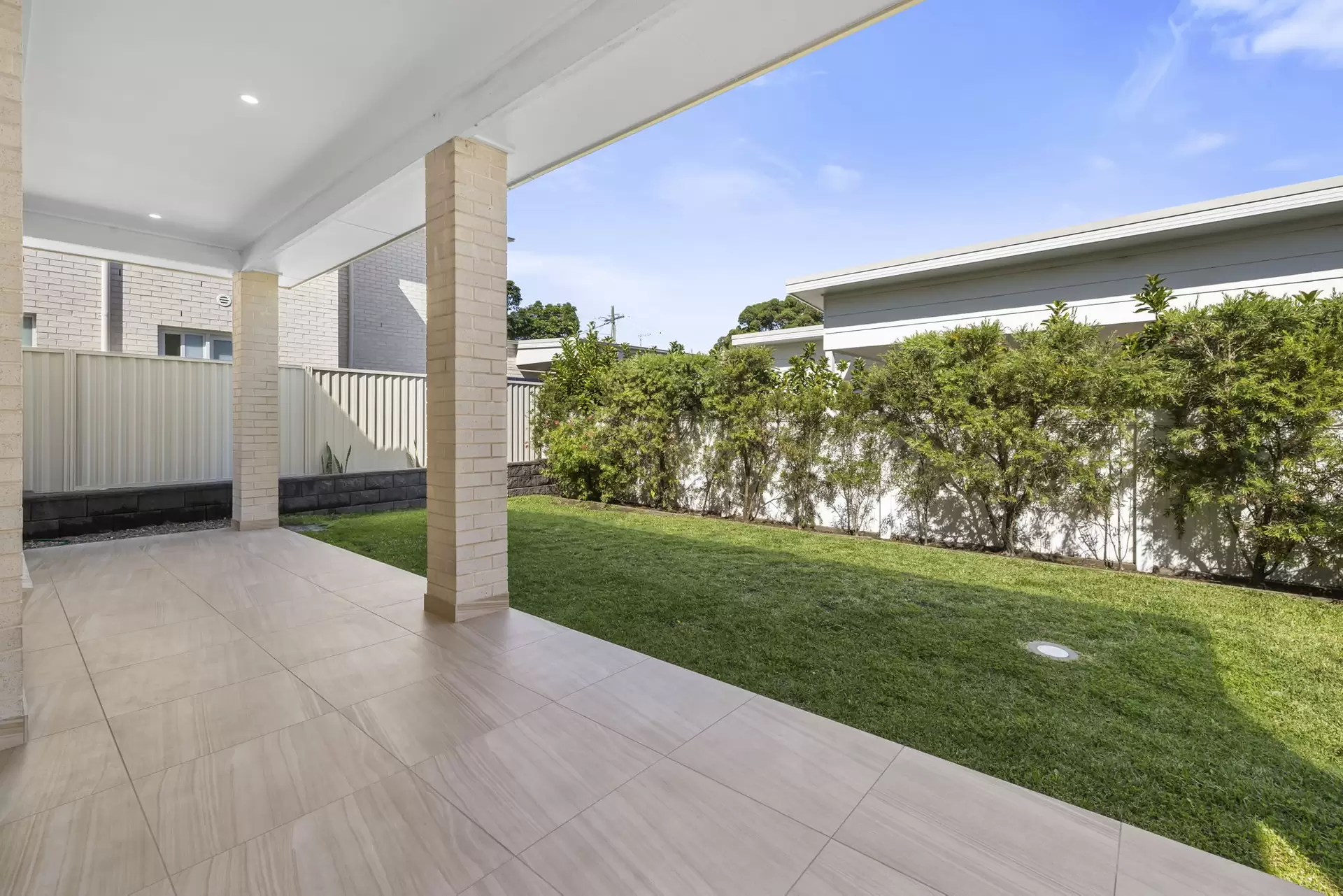 92 Baroona Road, Northbridge Leased by The Gallery Real Estate - image 1
