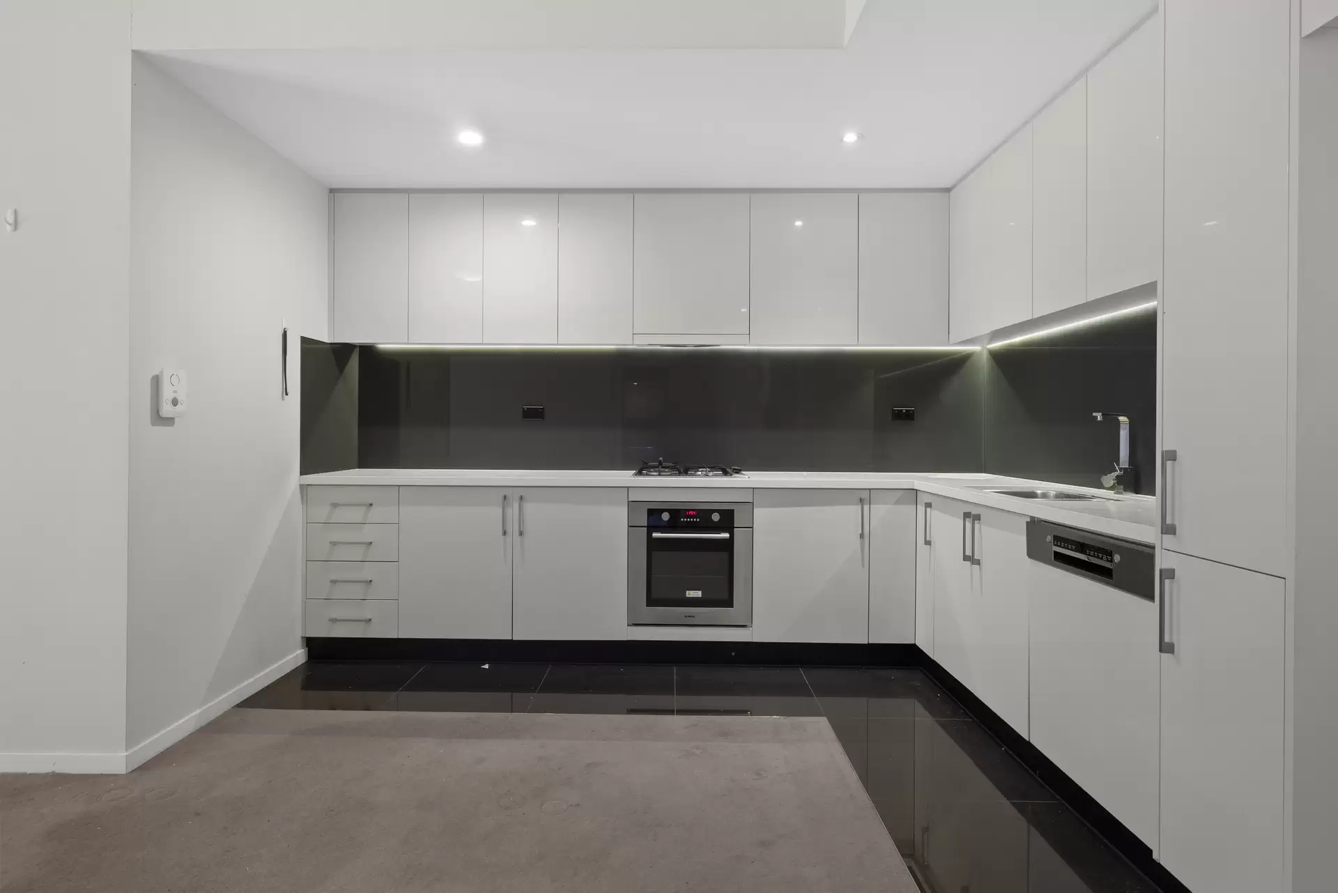 107/13 Joynton Ave, Zetland Leased by The Gallery Real Estate - image 1