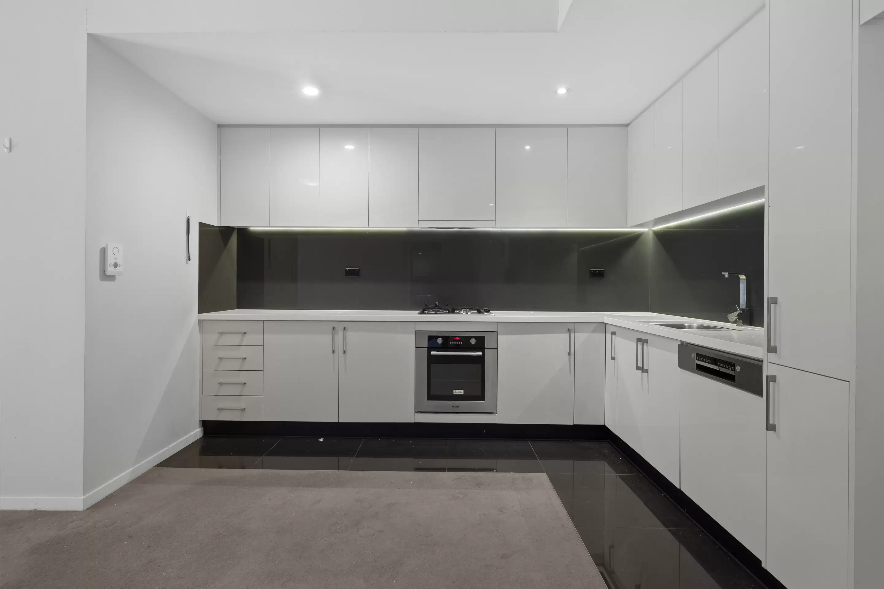 107/13 Joynton Ave, Zetland Leased by The Gallery Real Estate - image 2