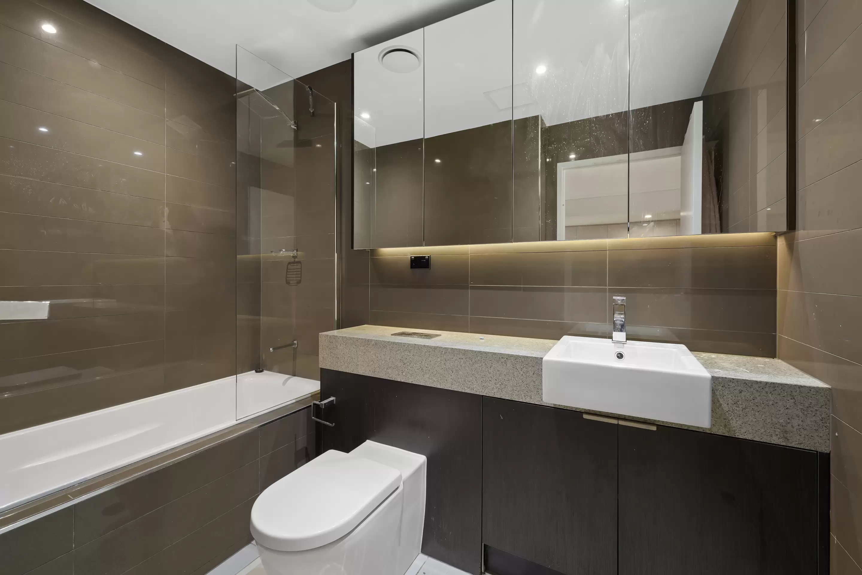107/13 Joynton Ave, Zetland Leased by The Gallery Real Estate - image 7