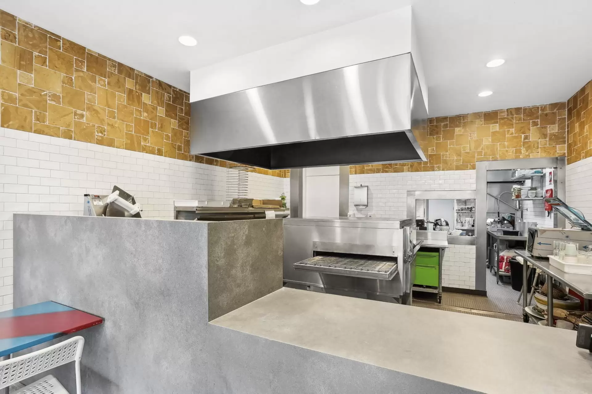 59 Todman Avenue, Kensington Leased by The Gallery Real Estate - image 1